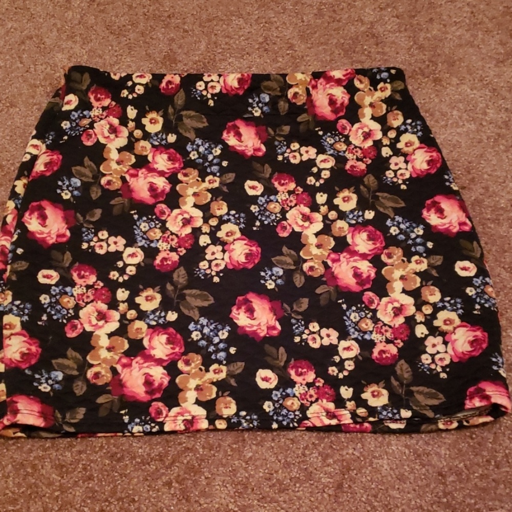 Floral Print Elastic Skirt